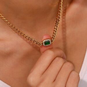 Emerald Green and 18K Gold Plated Necklace and Bracelet Set